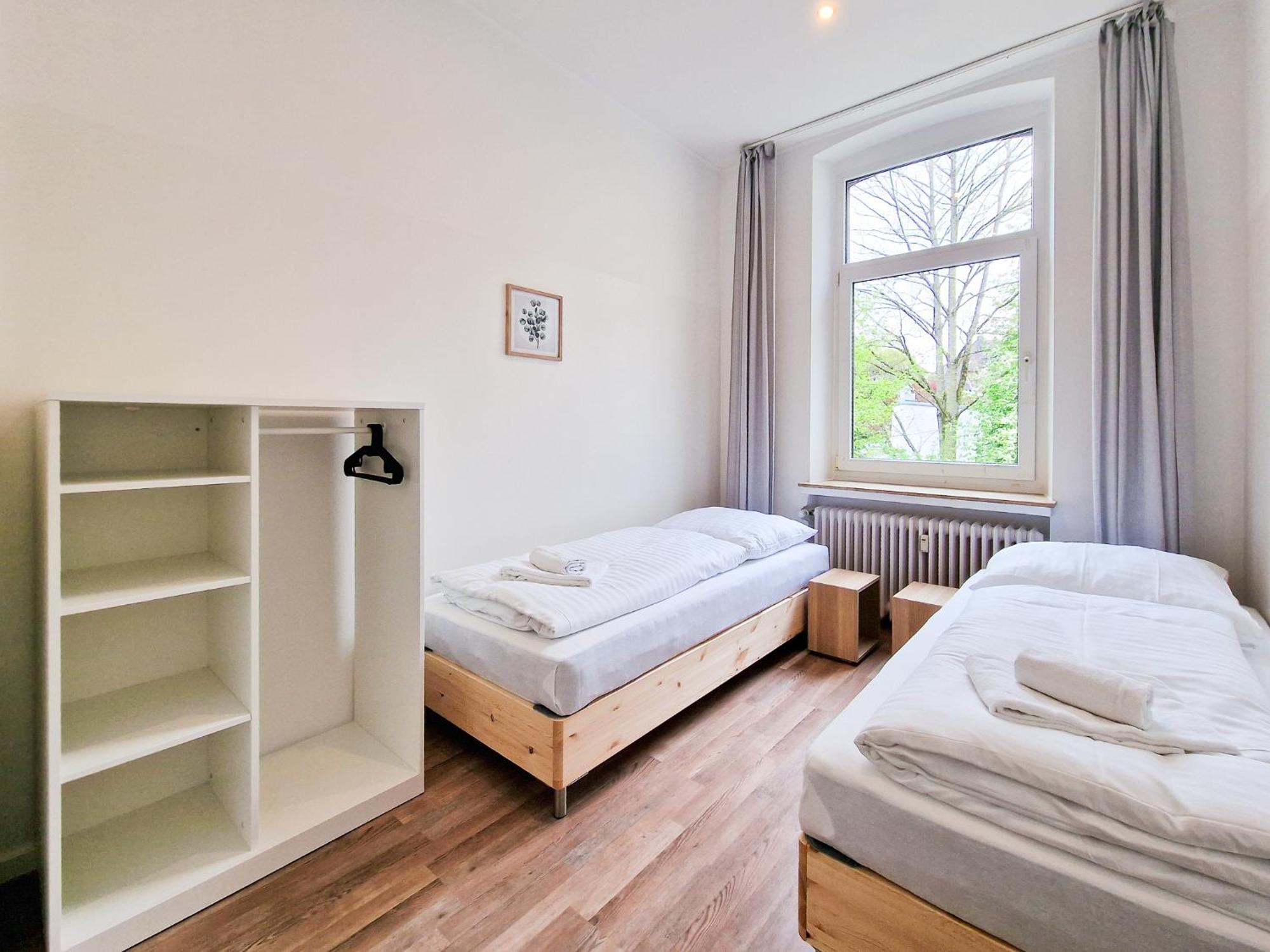 Raj Living - 1 Or 3 Room Apartments - 20 Min Messe Dus And Old Town Dus Дюссельдорф Екстер'єр фото