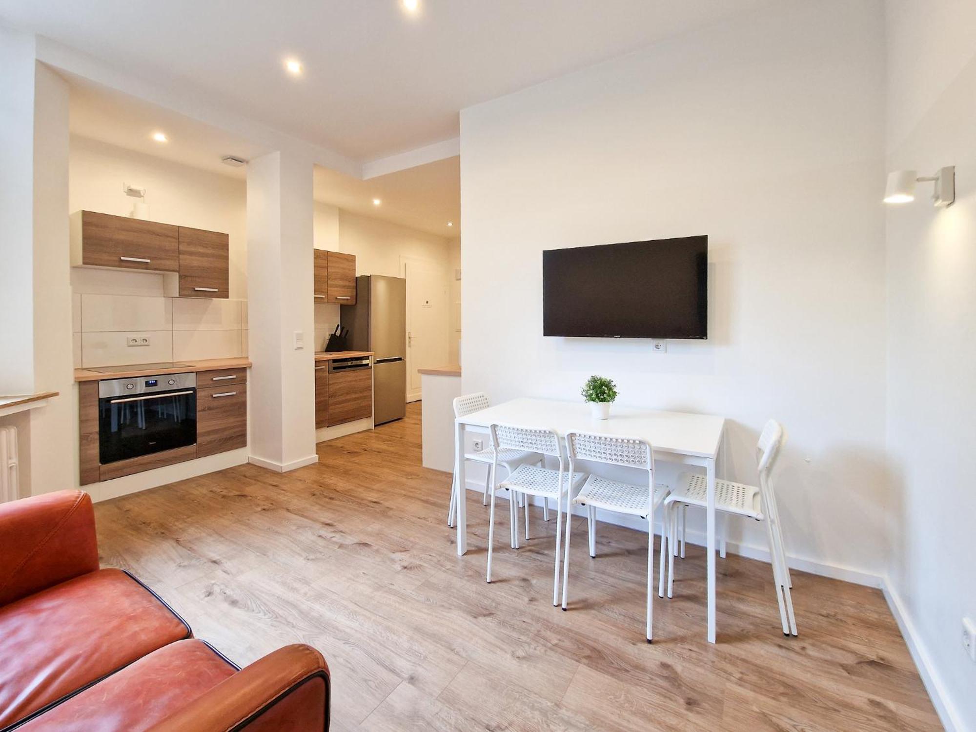 Raj Living - 1 Or 3 Room Apartments - 20 Min Messe Dus And Old Town Dus Дюссельдорф Екстер'єр фото